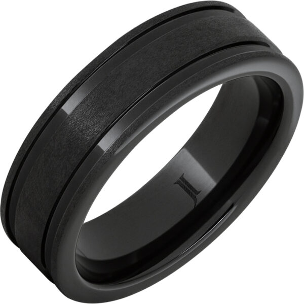 Black Diamond Ceramic™ Ring With Stone Finish