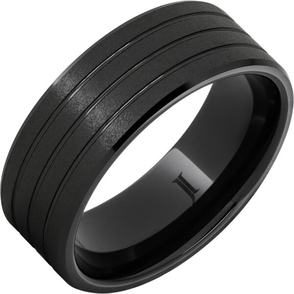 Black Diamond Ceramic™ Grooved Ring with Stone Finish